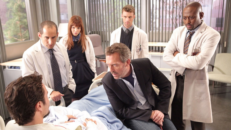 Доктор Хаус 4 сезон: гениальный доктор Хаус в драматической сцене
